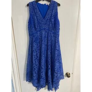 Neiman Marcus midi dress women’s size 10 blue lace babydoll asymmetrical elegant